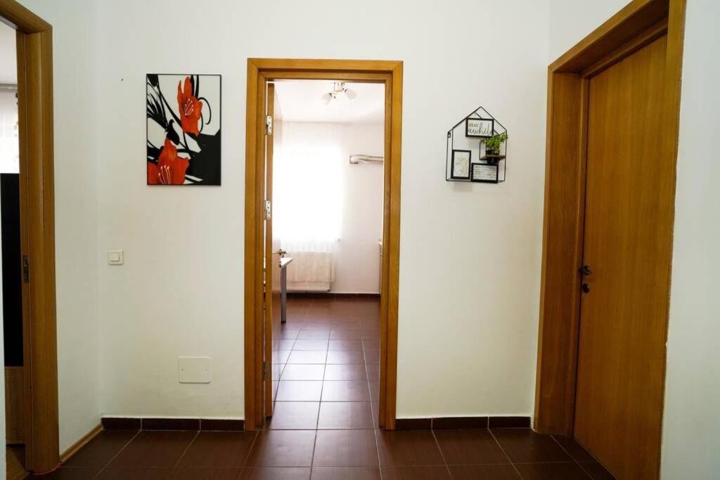 Sky Modern 1 Bedroom Apt W Free Parking Bükreş Dış mekan fotoğraf