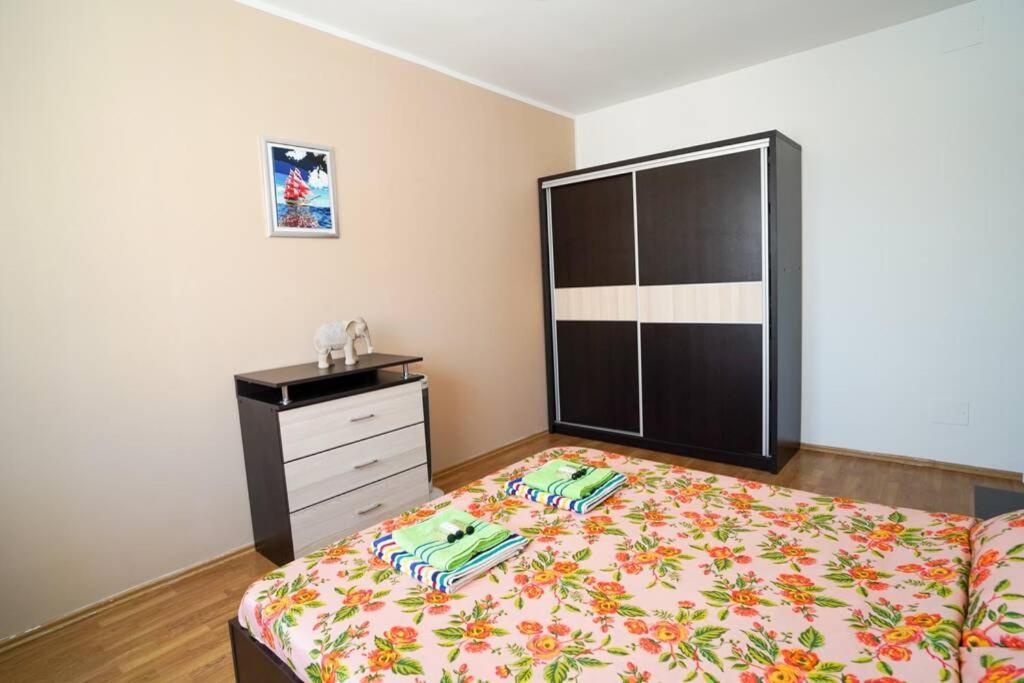 Sky Modern 1 Bedroom Apt W Free Parking Bükreş Dış mekan fotoğraf