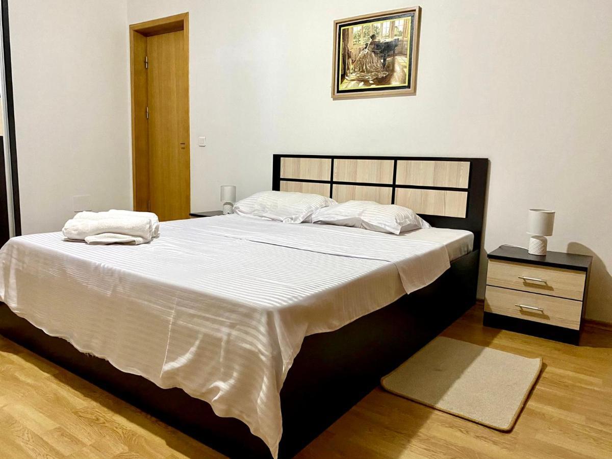 Sky Modern 1 Bedroom Apt W Free Parking Bükreş Dış mekan fotoğraf